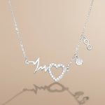 Load image into Gallery viewer, Silver pendant with chain