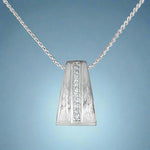 Load image into Gallery viewer, Silver Pendant with chain