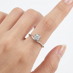 Load image into Gallery viewer, Splendor 925 Sterling Silver Solitaire Ring