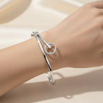 Load image into Gallery viewer, Margaret 925 Silver Bracelet Openable Free Size