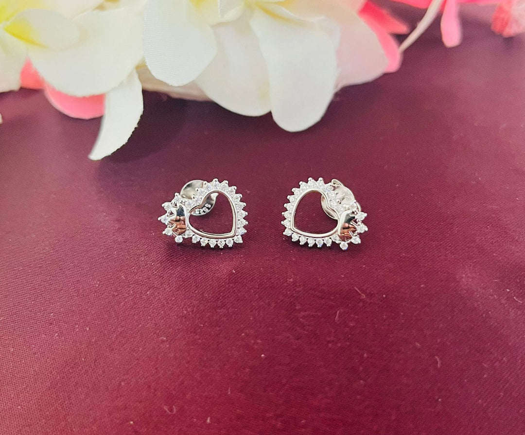 Queen of Hearts  925 Silver Stud Earrings