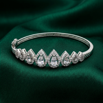 Load image into Gallery viewer, Pear Shape Aradhna 925 Sterling Silver Flexible Bracelet