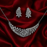 Load image into Gallery viewer, Premium 925 Silver Necklace & Earrings Set for Women