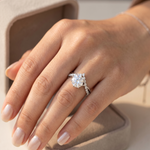 Load image into Gallery viewer, Premium 925 Sterling Silver Solitaire Ring with Sparkling Stone