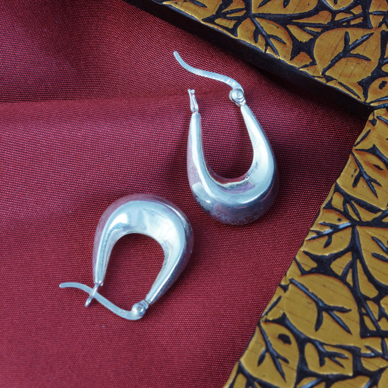 Samriddhi 925 Sterling Silver Hoop Earrings