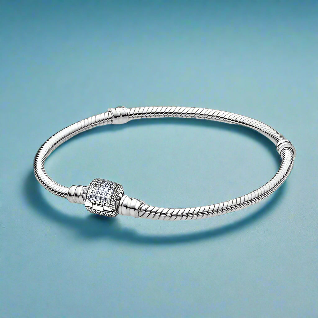 Silver bracelet 
