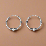 Load image into Gallery viewer, 925 Sterling Silver Ball Oxidized Bali
