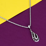Load image into Gallery viewer, Yuva Razz Matazz!  925 Silver Pendant with Chain
