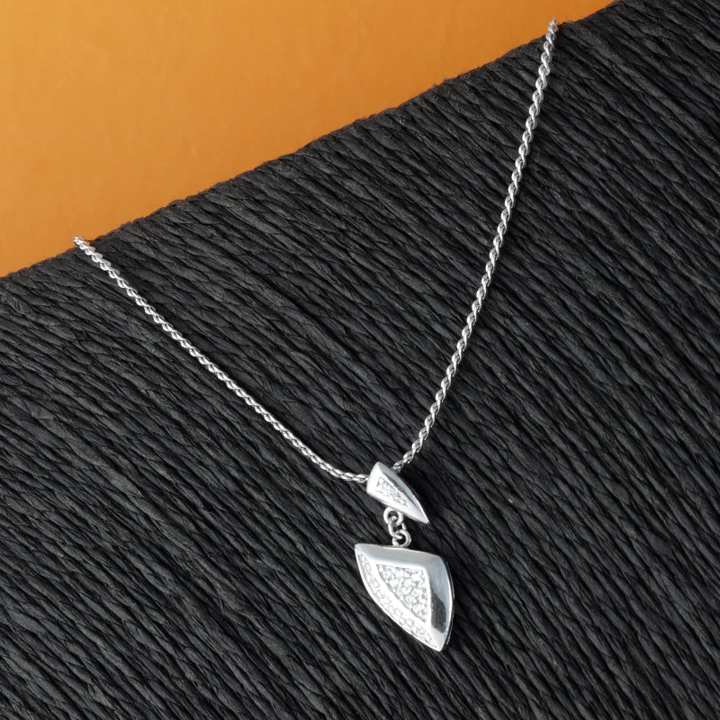 Yuva Dresden 925 Silver Pendant with Chain