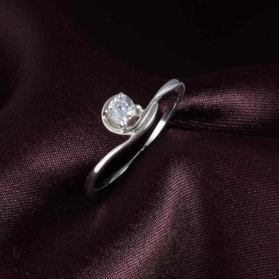 Splendor 925 Sterling Silver Solitaire Ring