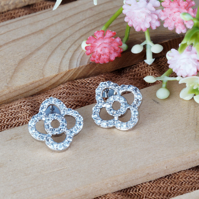 Clover Ultra 925 Sterling Silver Stud Earrings