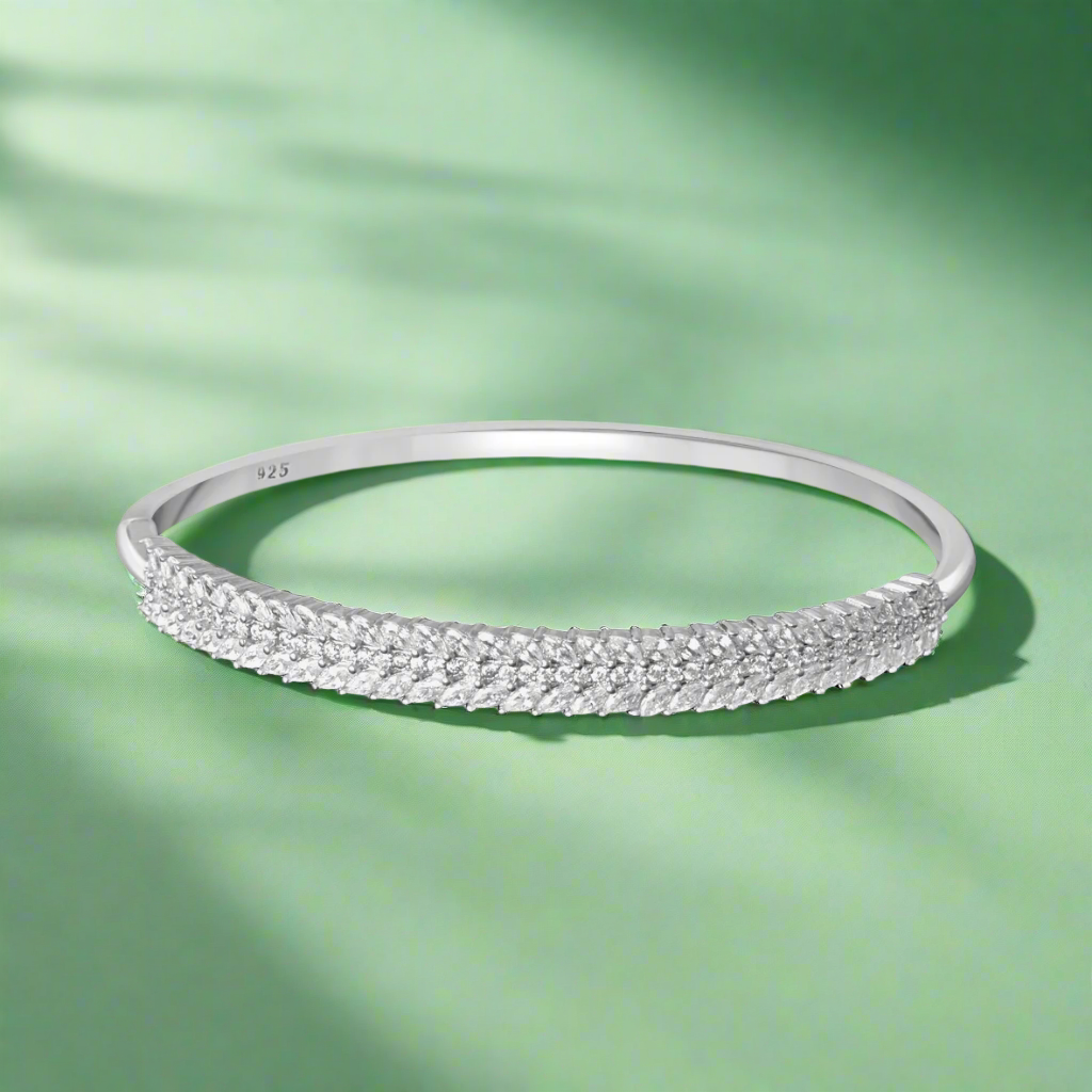 Eternal Marquise Bracelet Openable (Free Size)