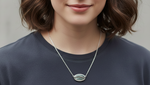 Load image into Gallery viewer, The Been That Wakes Up World 925 Sterling Silver Lips Shape Pendant With Chain Adjustable Length
