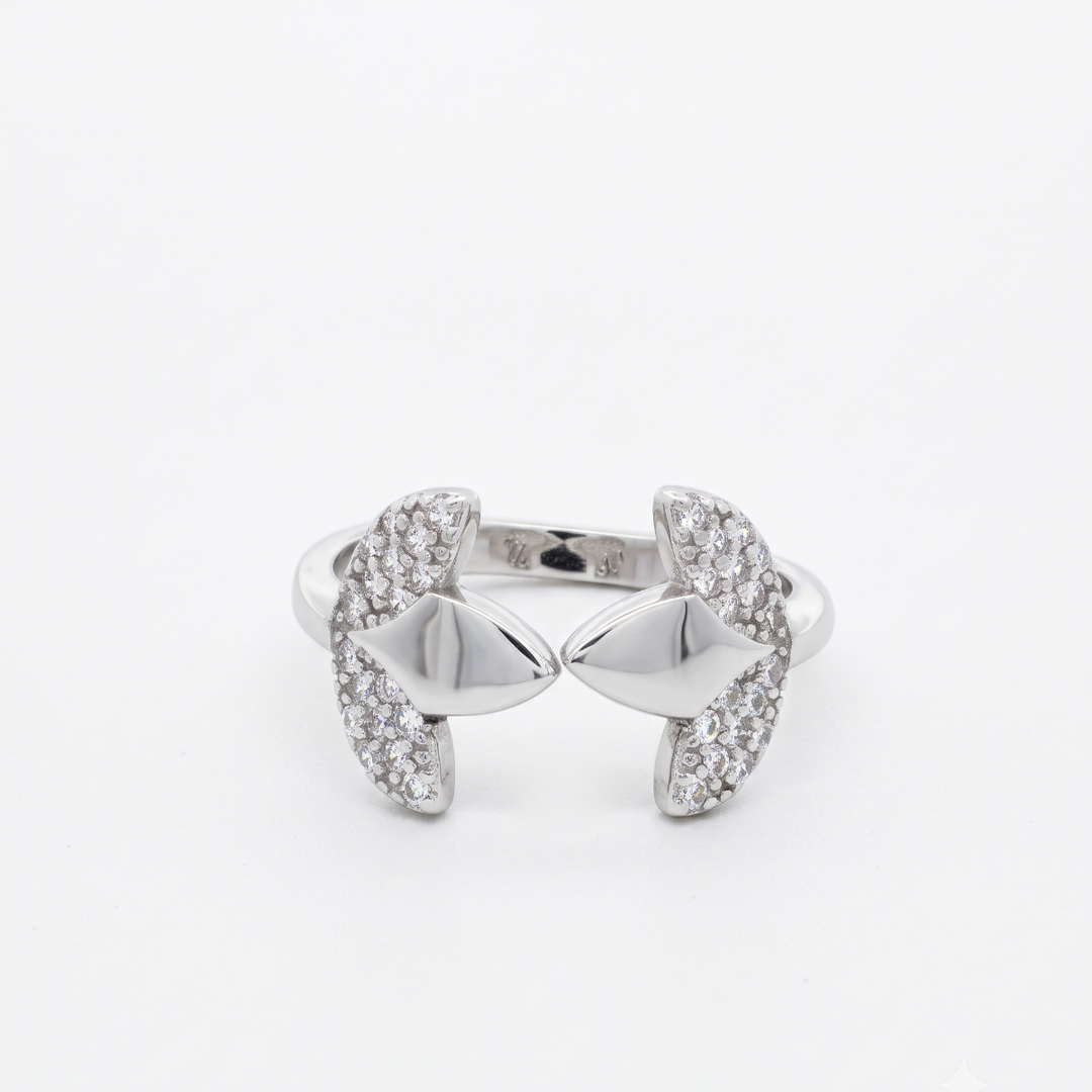 Stylish 925 Silver Open Ring with Dual Crystal Leaf Design