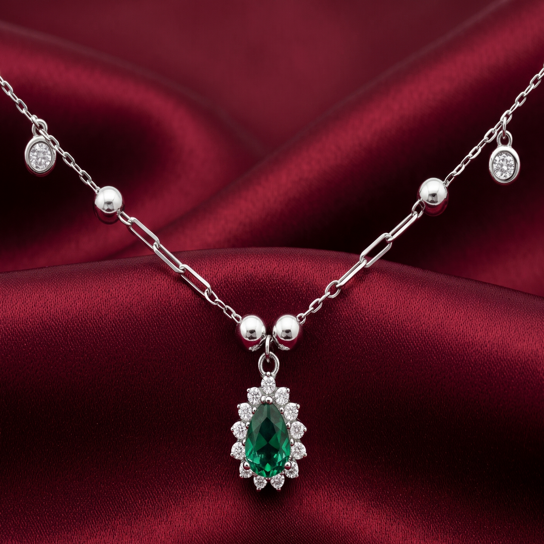 925 Sterling Silver Classic Emerald Green Stone Pendant Necklace with Adjustable Length