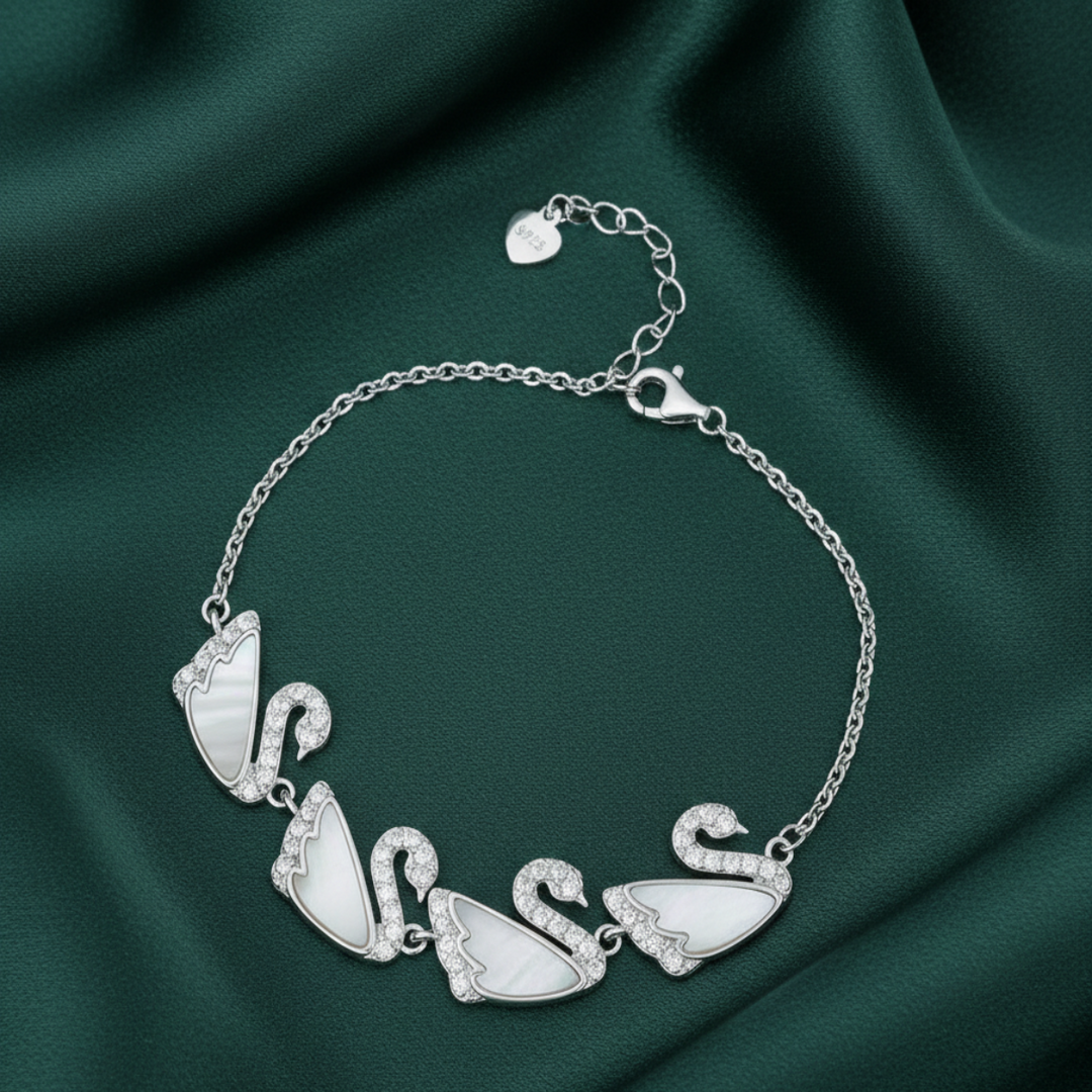 Swan 925 Sterling Silver Bracelet with Adjustable Length