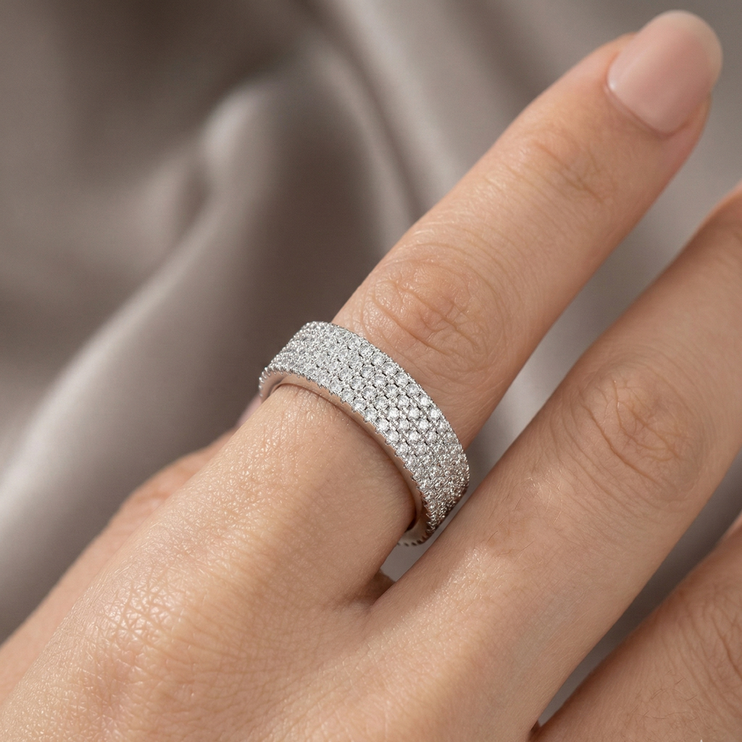 Sparkling Eternity Yuva  925 Sterling Silver Ring