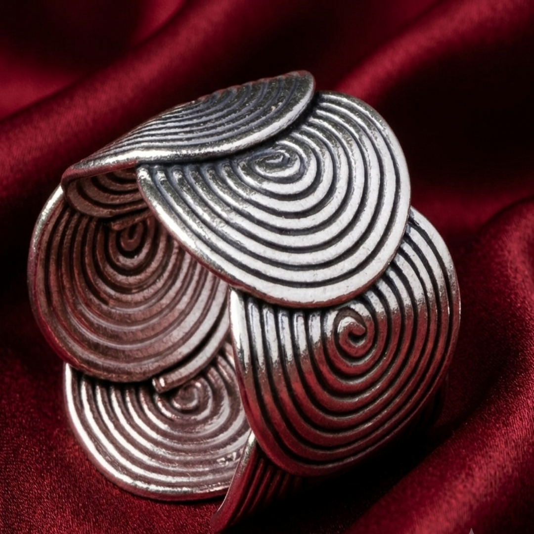 Handmade BOHO 925 Sterling Silver Ring (Available in various sizes)