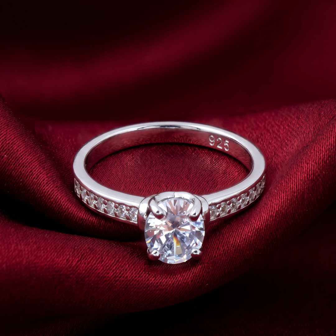 Diva Solitaire Collection 925 Silver Ring