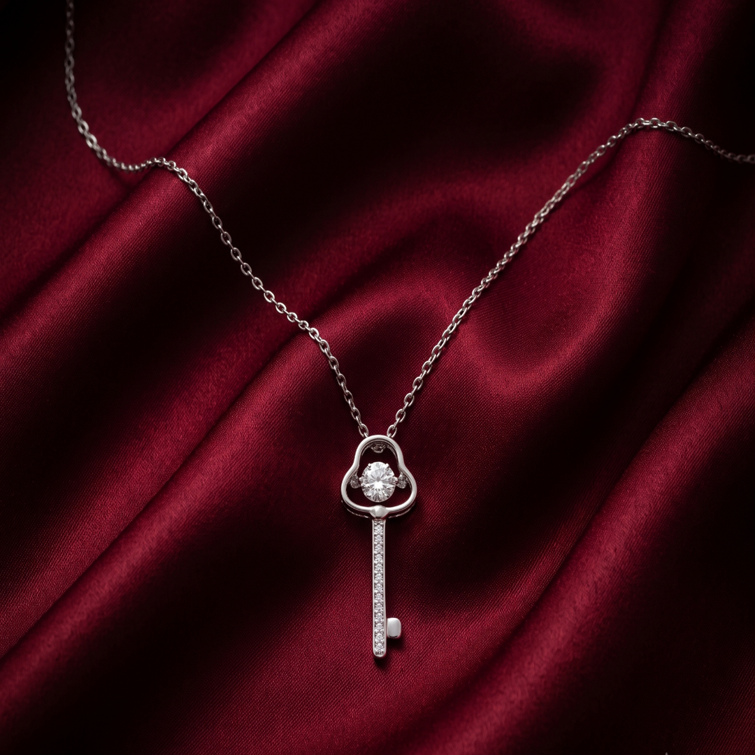 Dancing Diamond Solitaire 925 Silver Pendant Chain