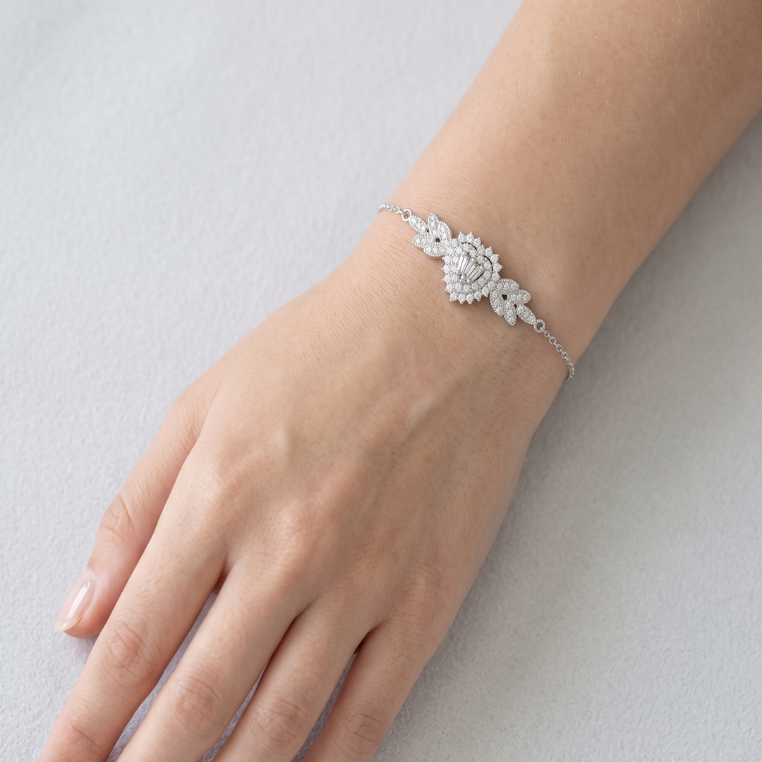 Heart Shape 925 Sterling Silver Bracelet With Adjustable Length 7.5 Inch