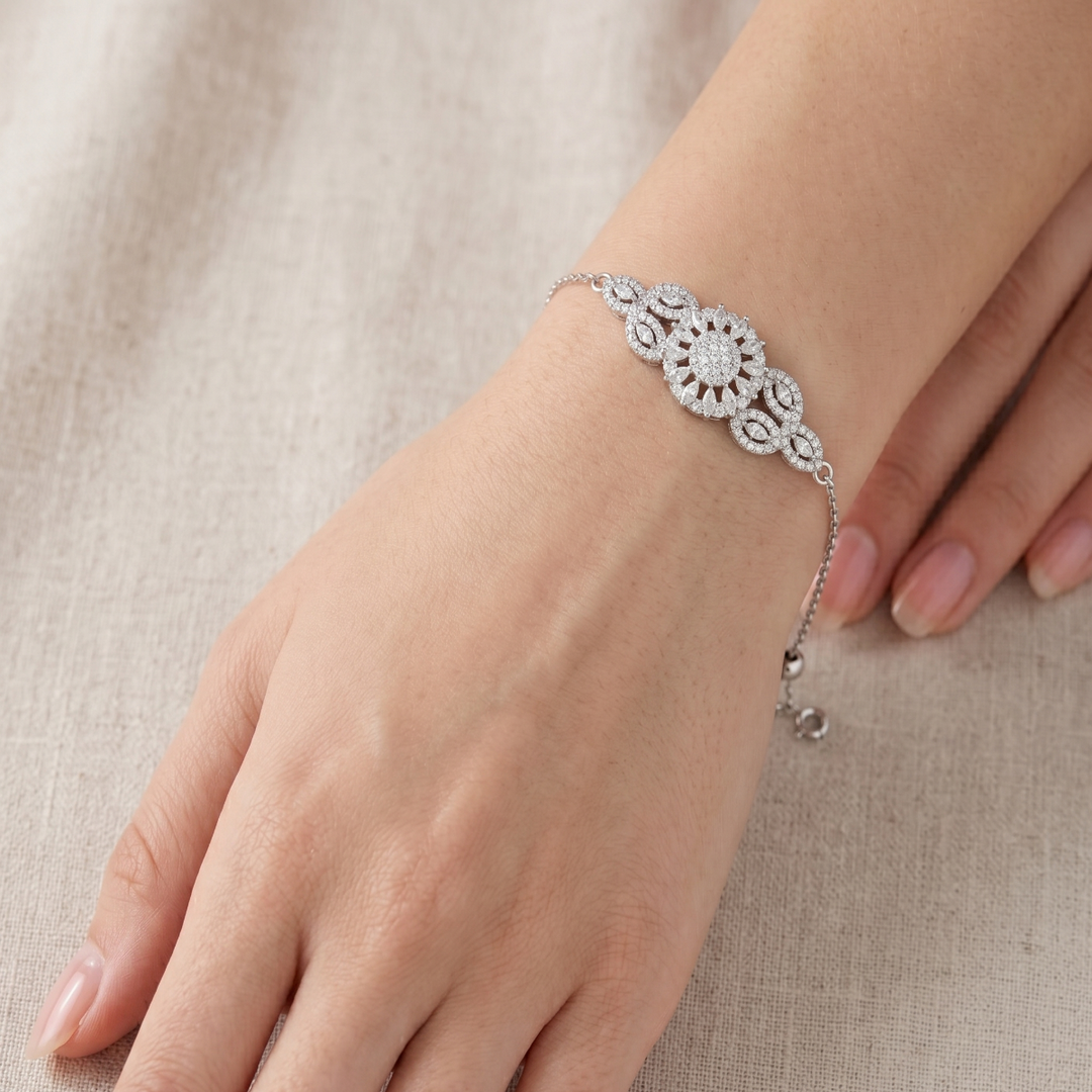 Heart Shape 925 Sterling Silver Bracelet With Adjustable Length