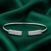 Elegant 925 Sterling Silver Openable Free-Size Bracelet for Women