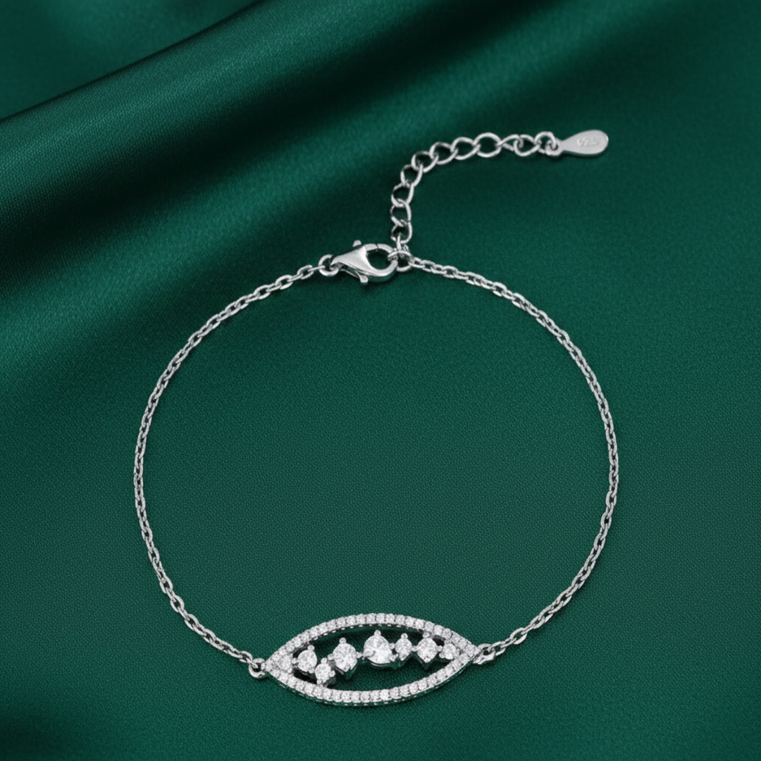 Ivy Red 925 Sterling Silver Bracelet (Length 18 cm Adjustable)