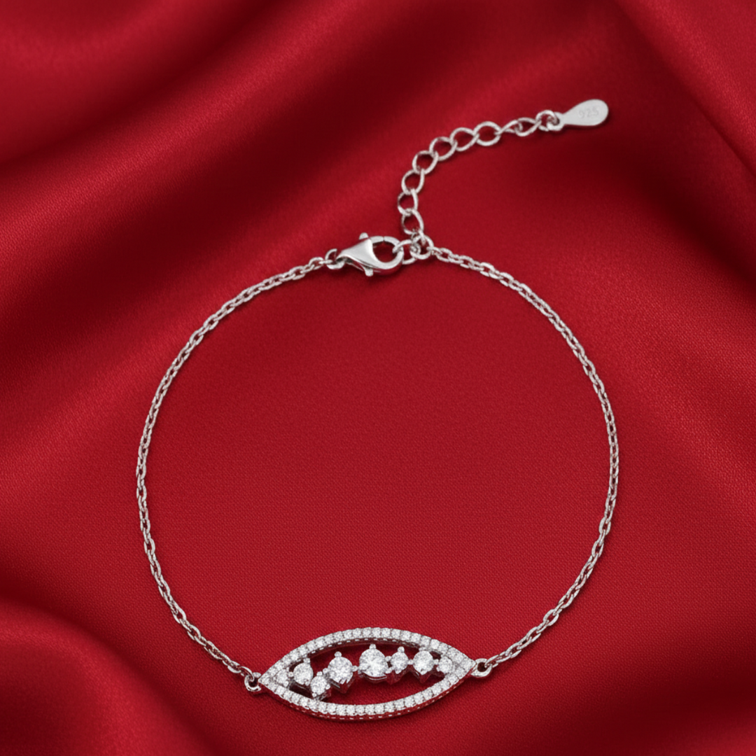 Ivy Red 925 Sterling Silver Bracelet (Length 18 cm Adjustable)
