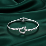 Load image into Gallery viewer, Heart Diluxe 925 Sterling Silver Bracelet