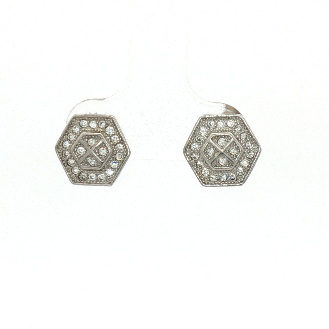 Luxury 925 Sterling Silver Sparkling Round Shape Stud Earrings