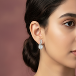 Load image into Gallery viewer, UNO Solitaire 925 Silver Earrings