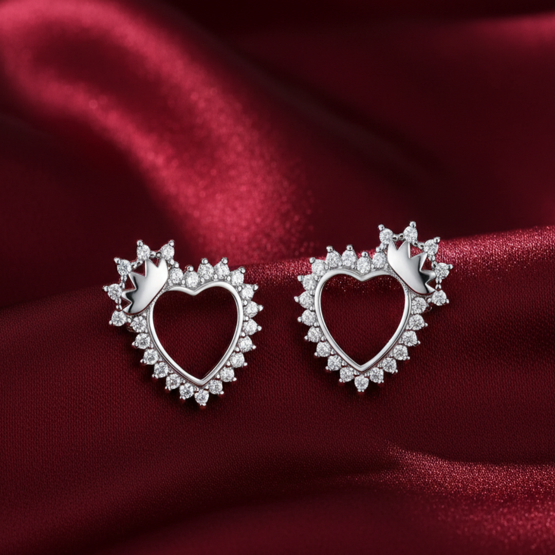 Queen of Hearts  925 Silver Stud Earrings