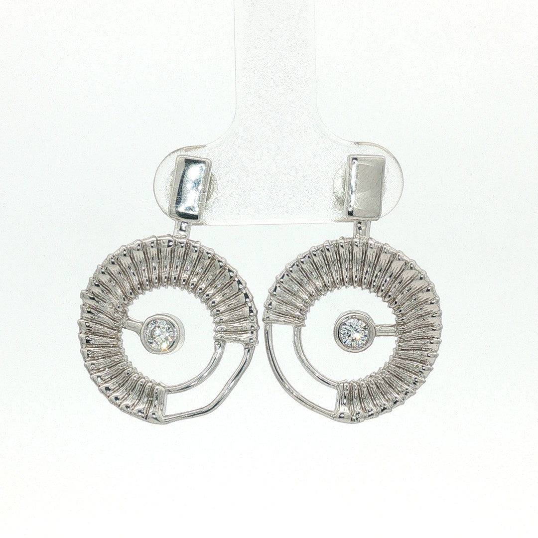 Luxury 925 Sterling Silver Sparkling Round Shape Earrings