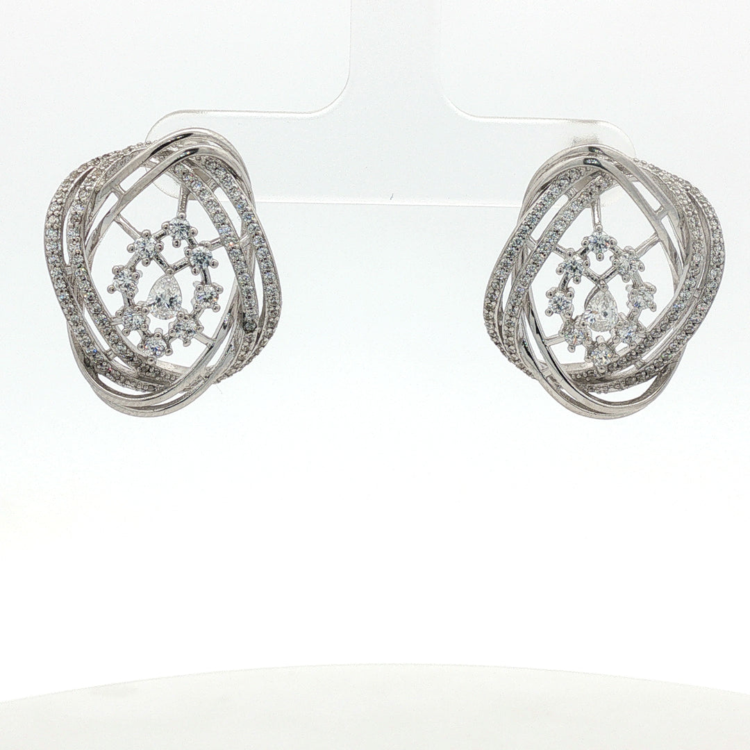 Luxury 925 Sterling Silver Sparkling Round Shape Stud Earrings