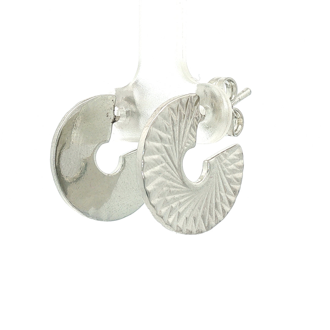 Luxury 925 Sterling Silver Sparkling Round Shape Stud Earrings