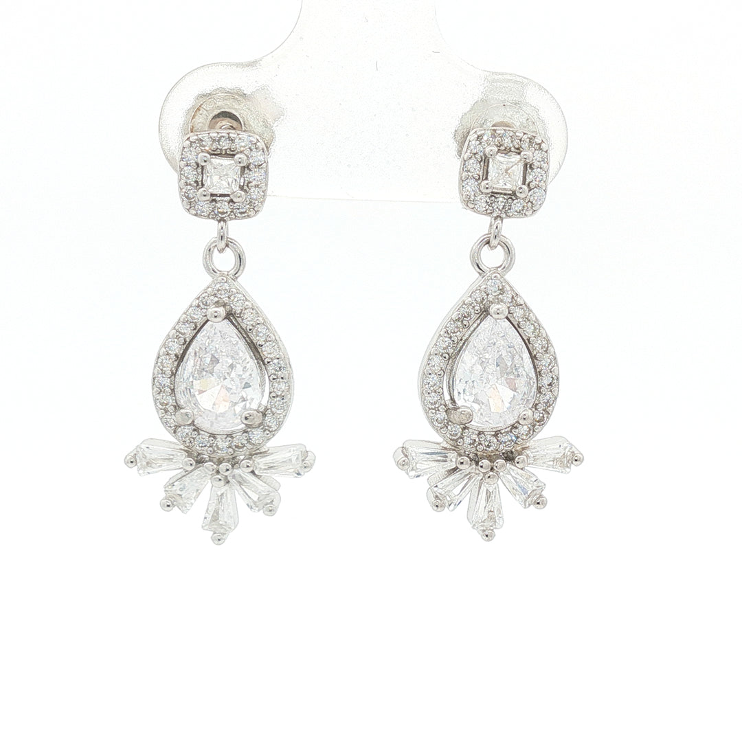 Elegant 925 Sterling Silver Sparkling Dimiond Earrings