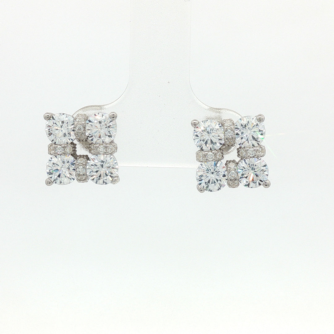 Luxury 925 Sterling Silver Sparkling Squire Shape Stud Earrings