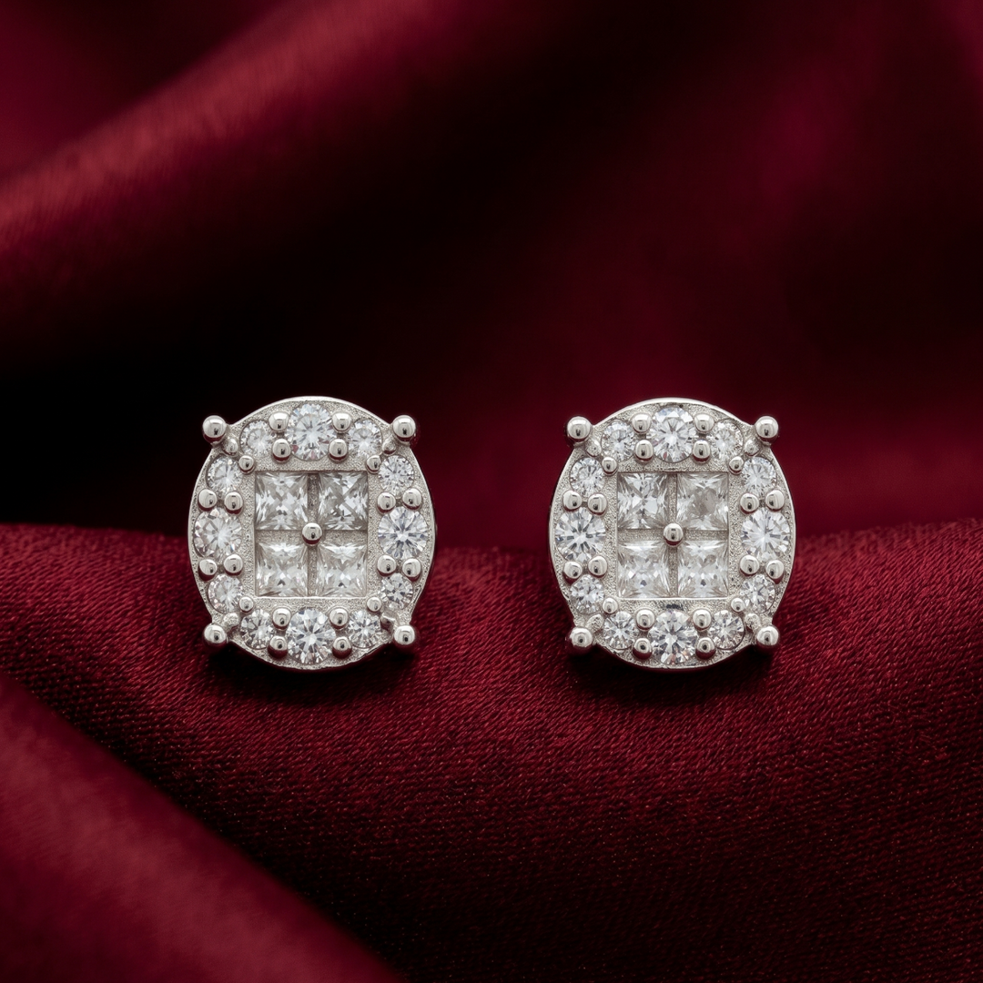 Luxury 925 Sterling Silver Sparkling Round Shape Stud Earrings