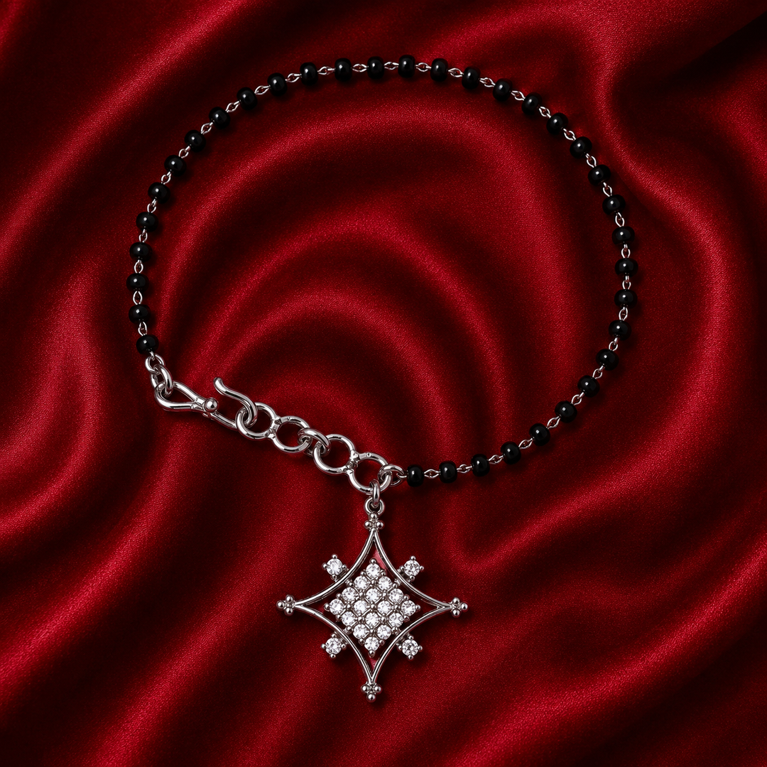Designer 925 Sterling Silver Star Hand Mangalsutra For Women 7.5 Inch
