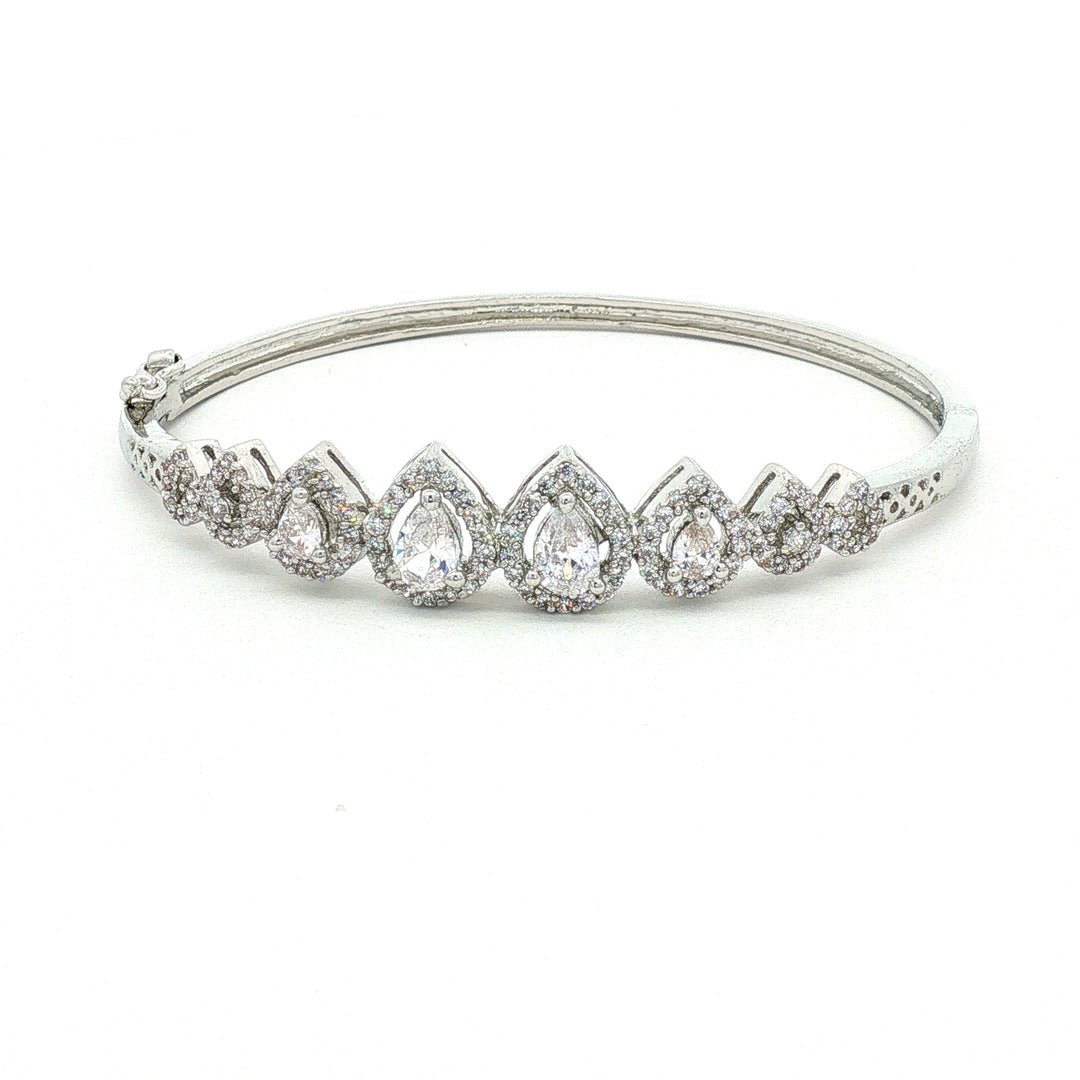 Pear Shape Aradhna 925 Sterling Silver Flexible Bracelet