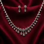 Load image into Gallery viewer, Premium 925 Silver Necklace &amp; Earrings Set for Women