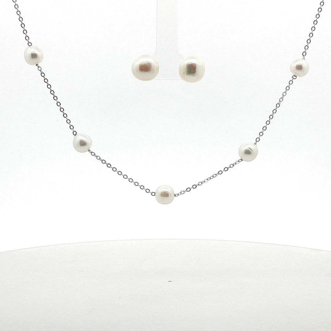 925 Sterling Silver Necklace with Stud Earring Set Studded With Cubic Zircons