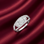 Load image into Gallery viewer, UNO Solitaire 925 Silver Ring