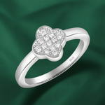 Load image into Gallery viewer, Avanthi Clover 925 Sterling Silver Ring