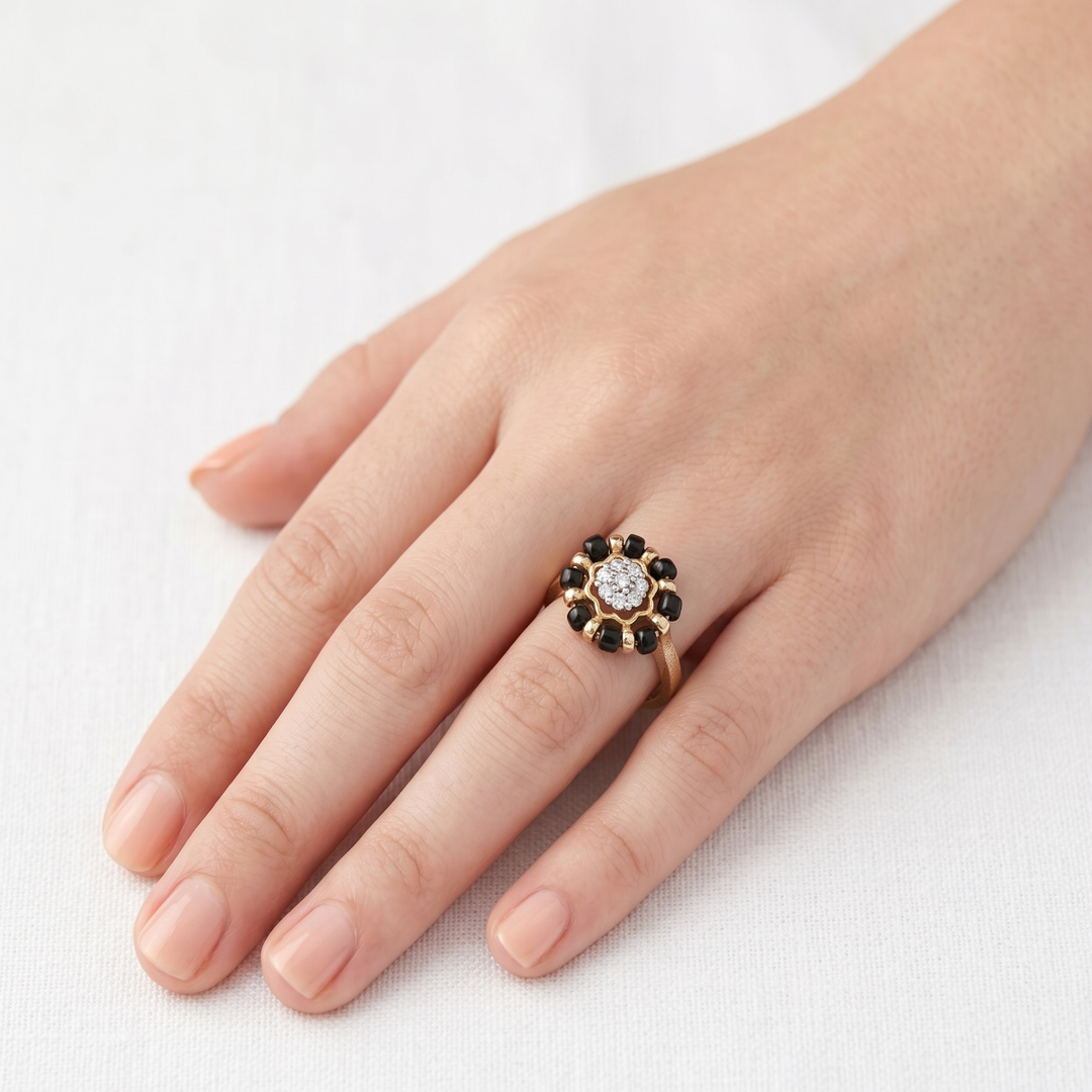 925 Sterling Silver Timeless Black Beads Solitaire Ring