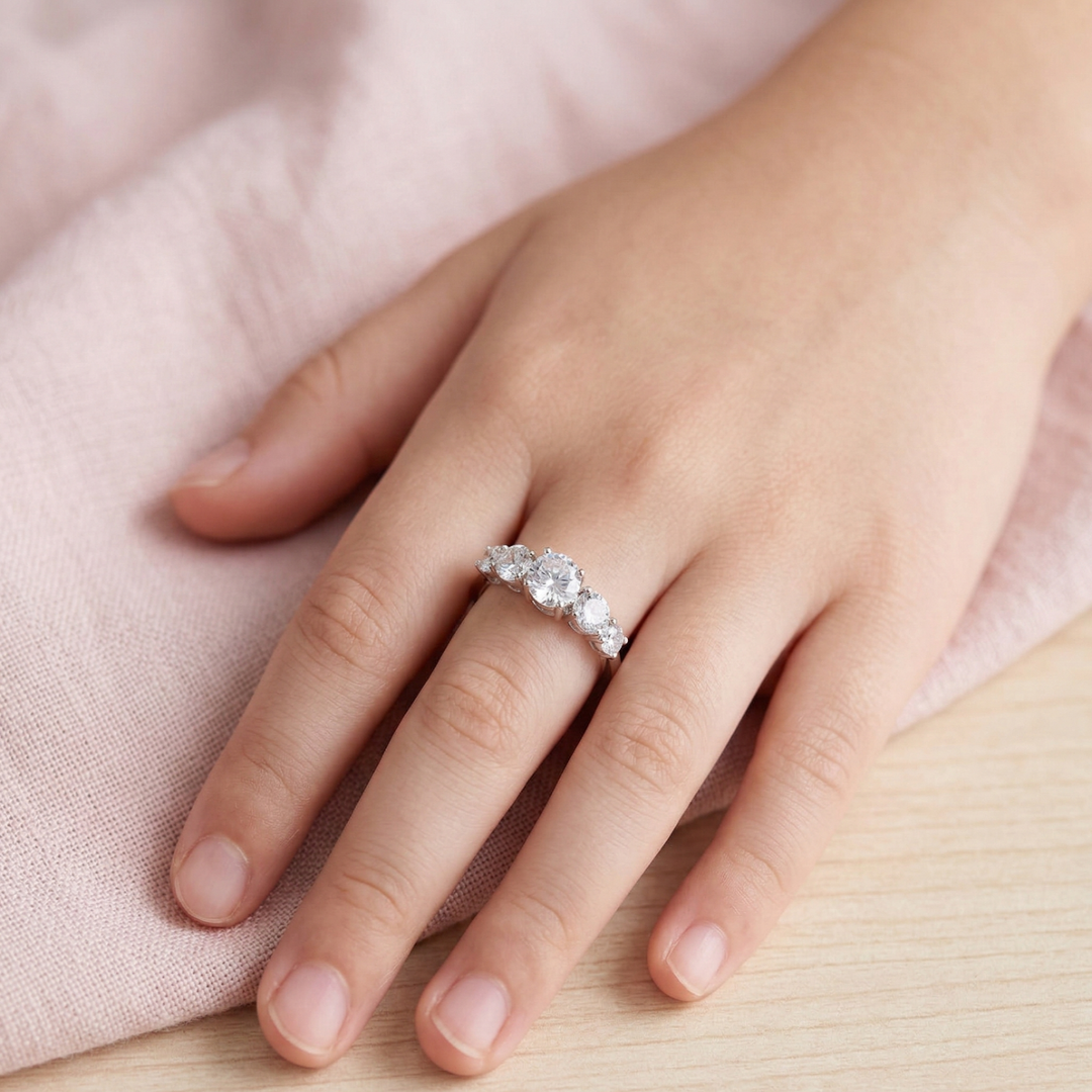 925 Sterling Silver Five Stone Zircon Diamond Ring For Women