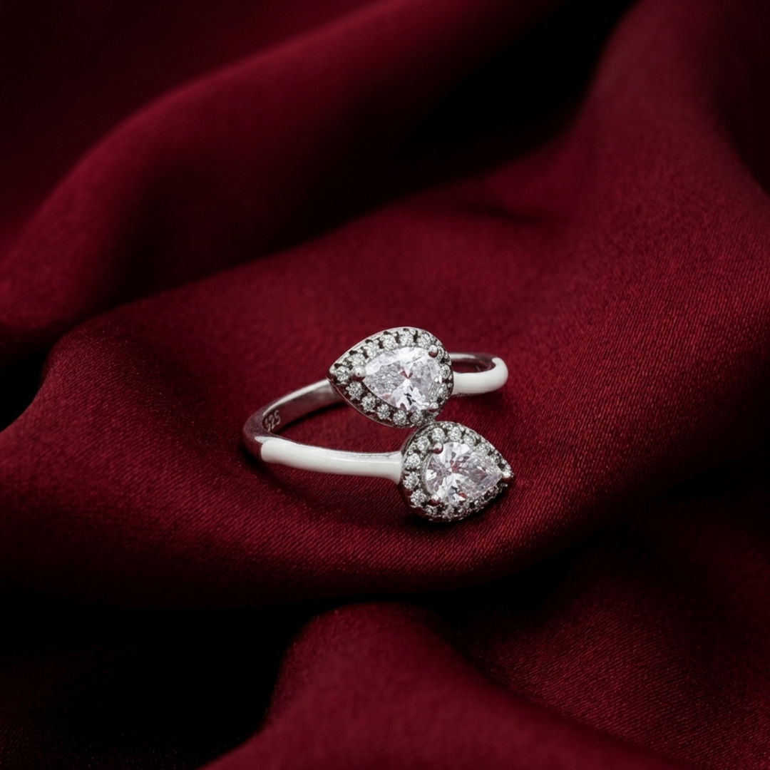 Royal Pear Shape 925 Sterling Silver Ring