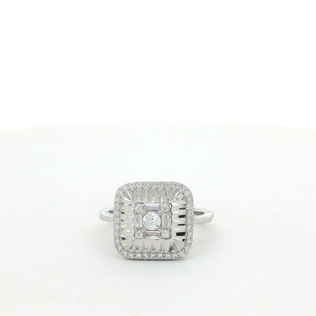 Luxury 925 Sterling Silver Emerald Ring Sparkling CZ Diamond Look