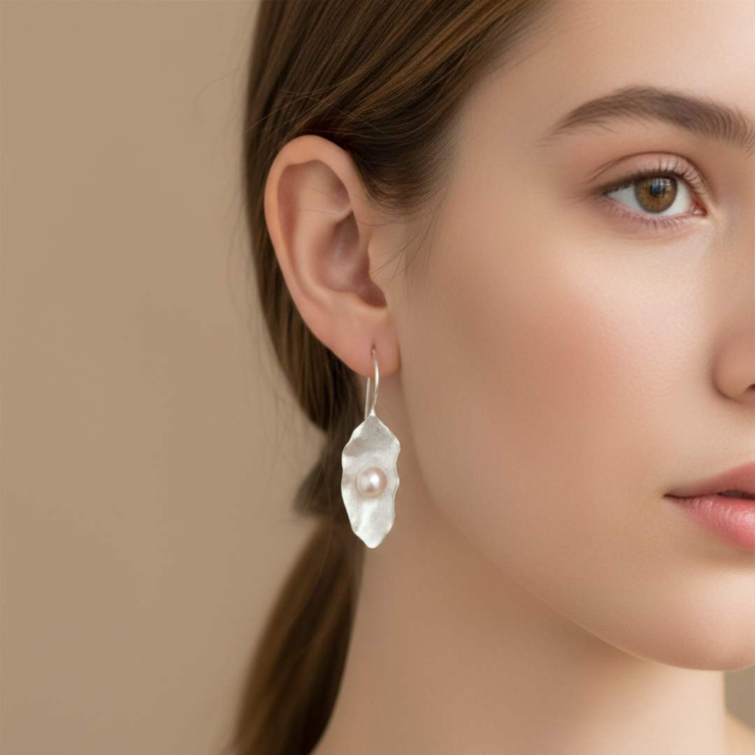 Oyster Pearl 925 Sterling Silver Dangling Hook Earrings for Women